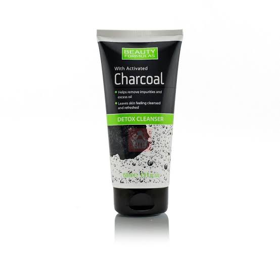 Beauty formulars facial wash with active charcoal 