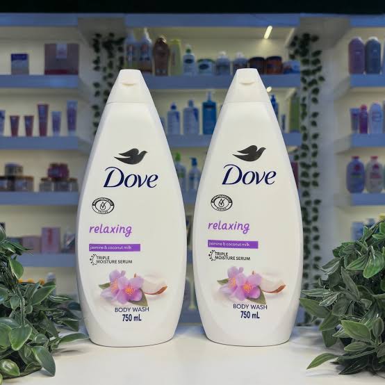 Dove relaxing with triple moisture serum body wash 750ml